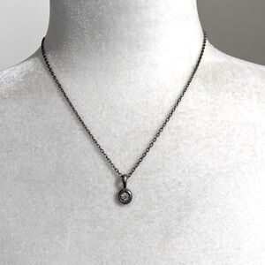 Vintage Crystal Solitaire Pendant Necklace Sparkling Minimalist Modern Chic